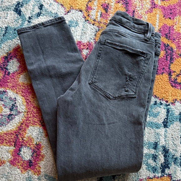 Good American Dark Gray Skinny Jeans - Picture 9 of 9